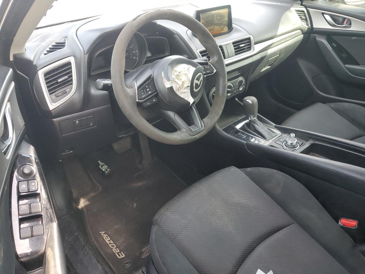 2017 Mazda 3 - Image 8