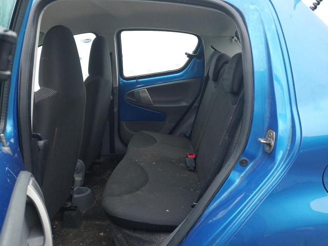 2010 TOYOTA AYGO BLUE