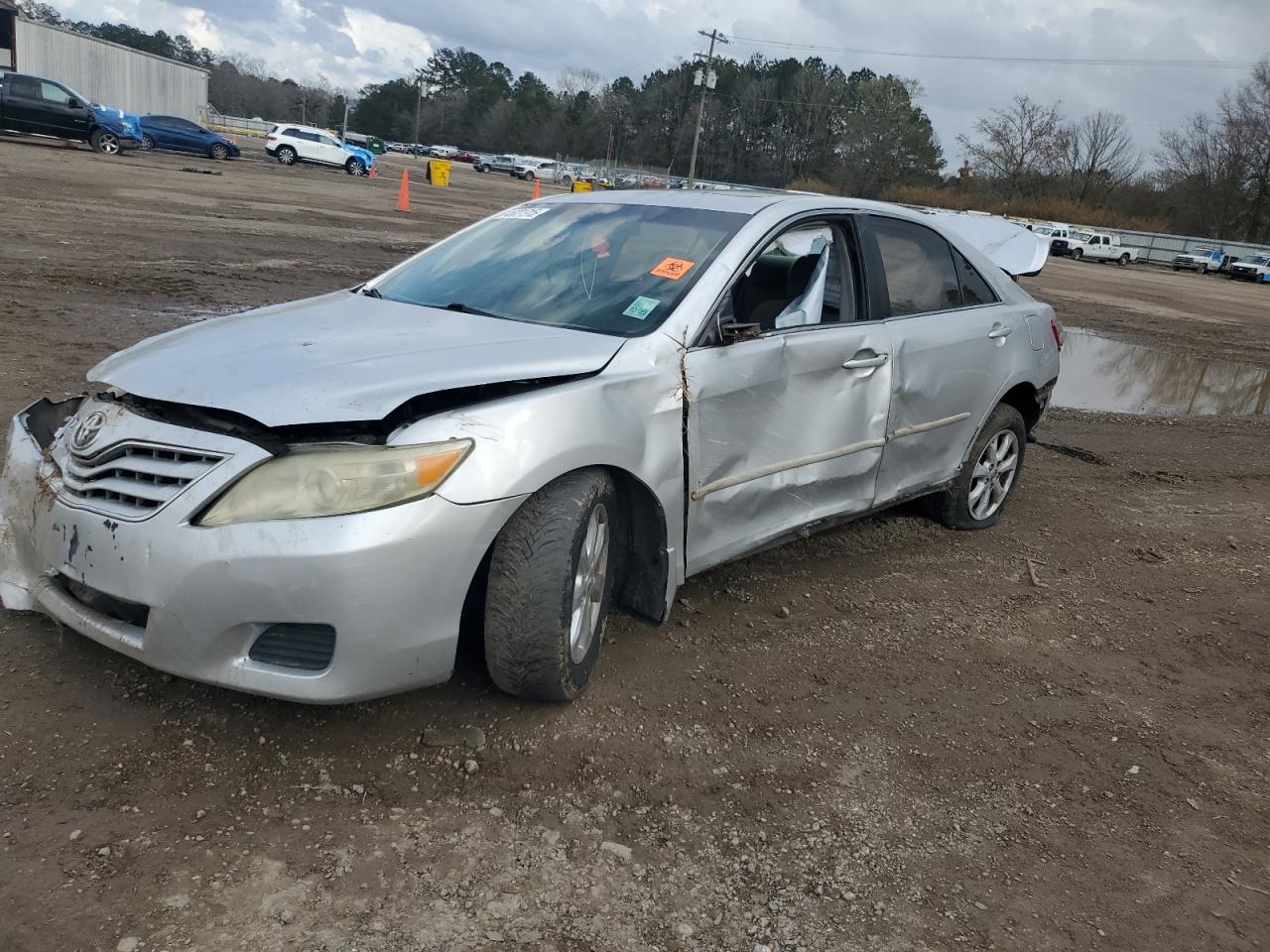 2011 Toyota Camry - Image 1