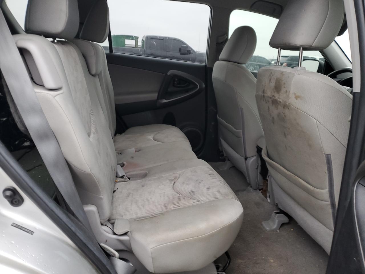 2012 Toyota RAV 4 - Image 12