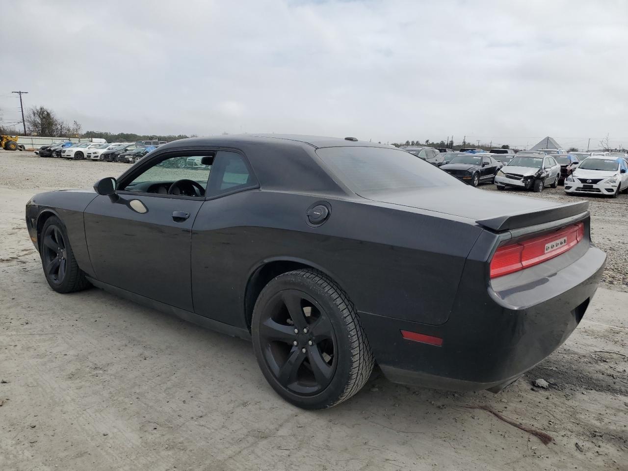 2014 Dodge Challenger - Image 2