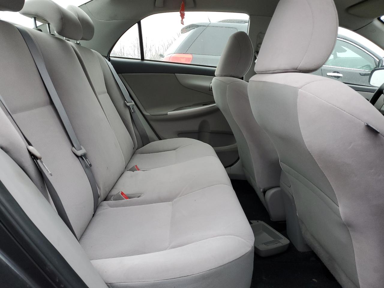 2011 Toyota Corolla - Image 10