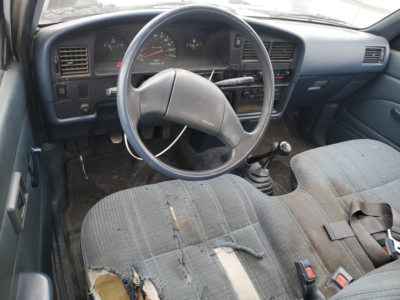 1991 Toyota Pickup - Image 8