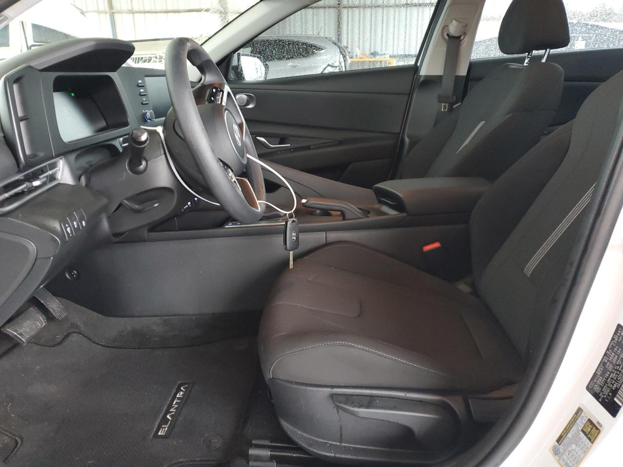 2024 Hyundai Elantra - Image 7