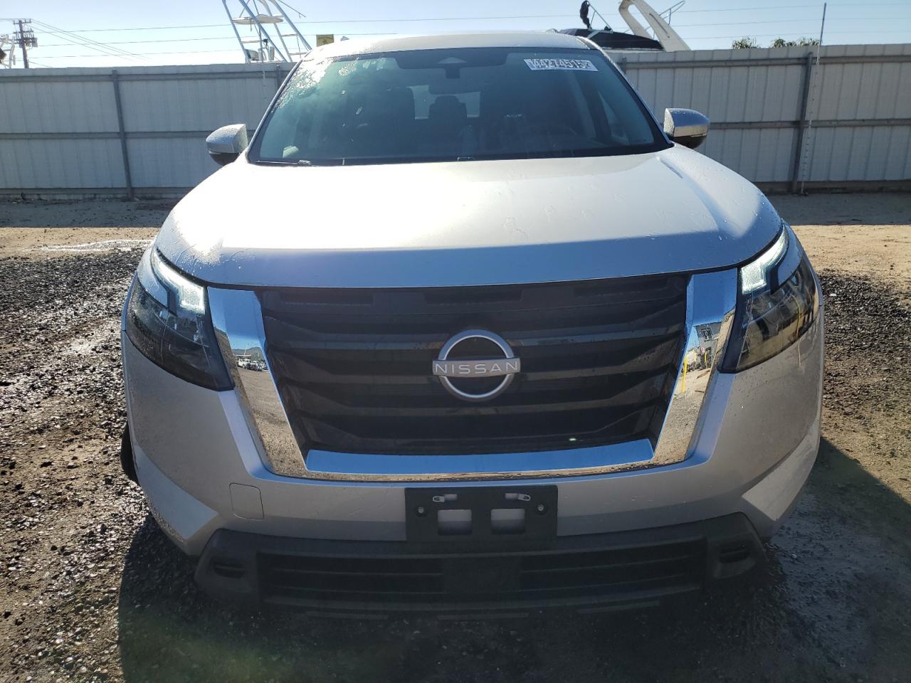 2024 Nissan Pathfinder - Image 5