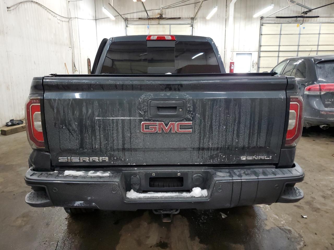 2018 GMC Sierra - Image 6