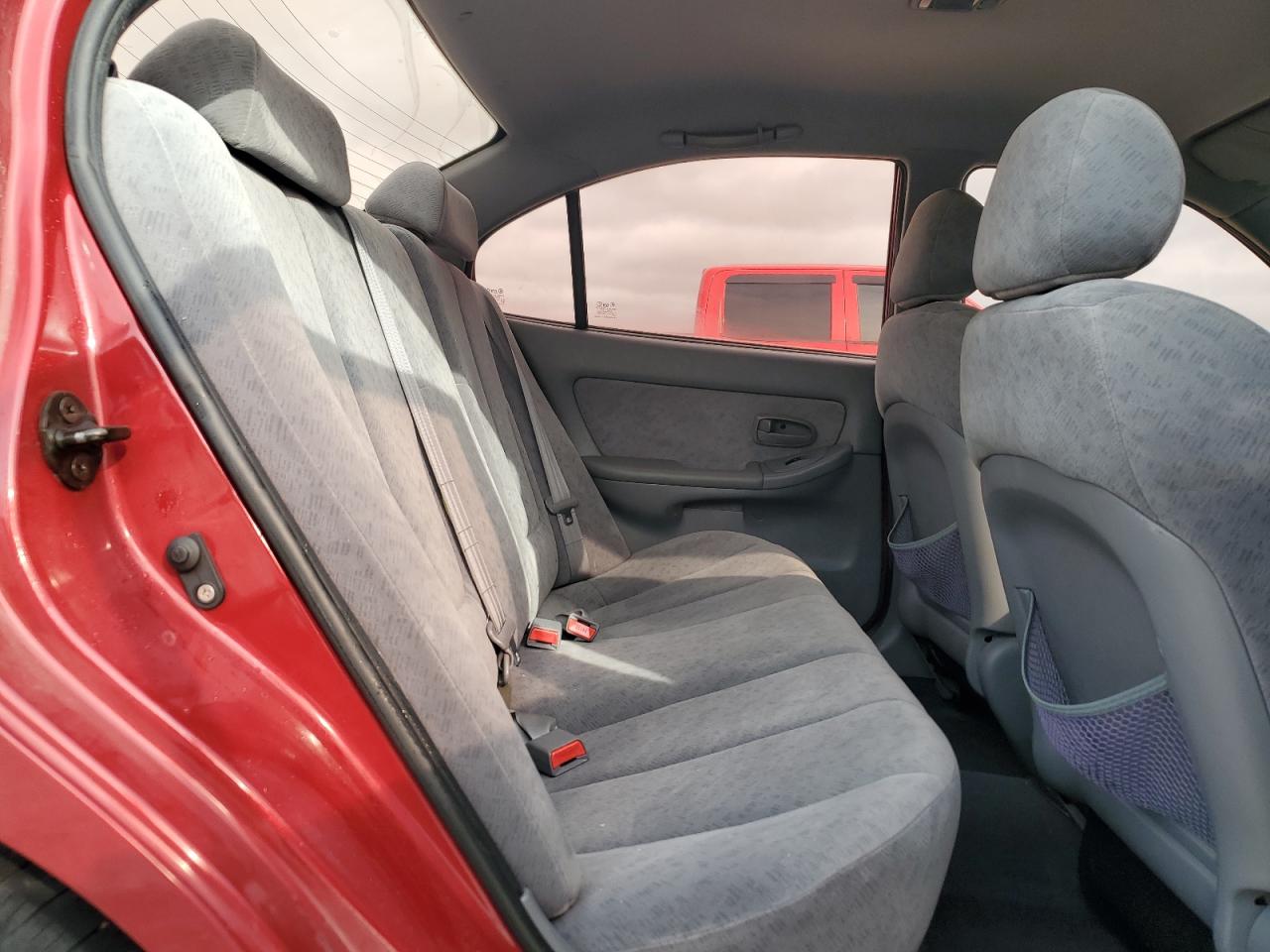 2006 Hyundai Elantra - Image 10