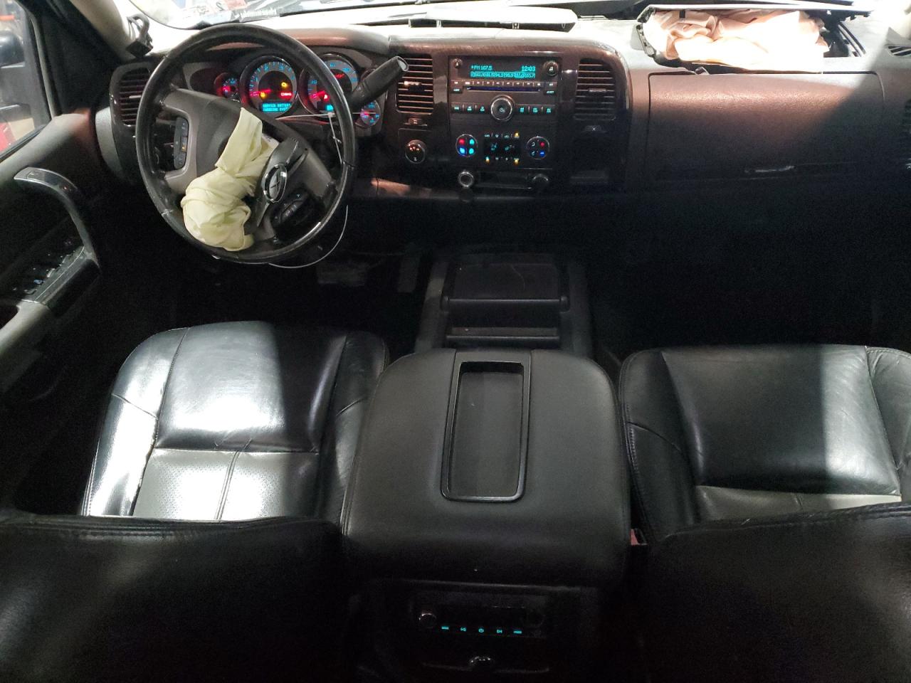 2007 Chevrolet Silverado - Image 8