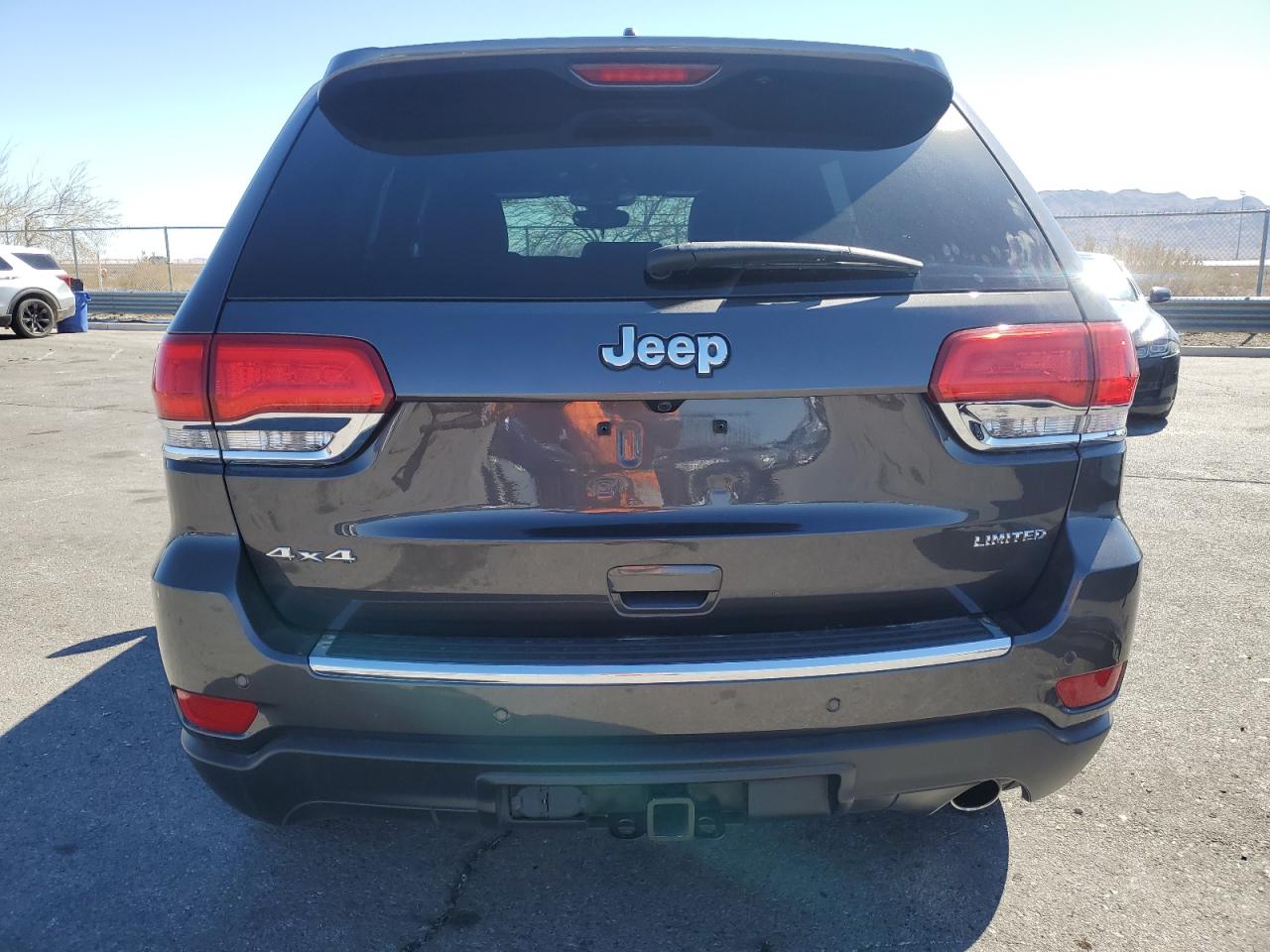 2019 Jeep Grand Cherokee - Image 6