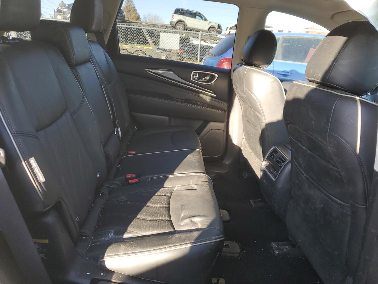 2019 Infiniti QX60 - Image 11