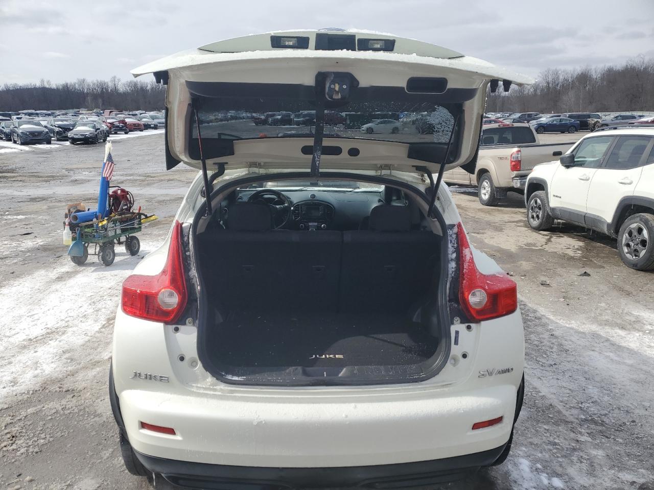 2011 Nissan Juke - Image 6