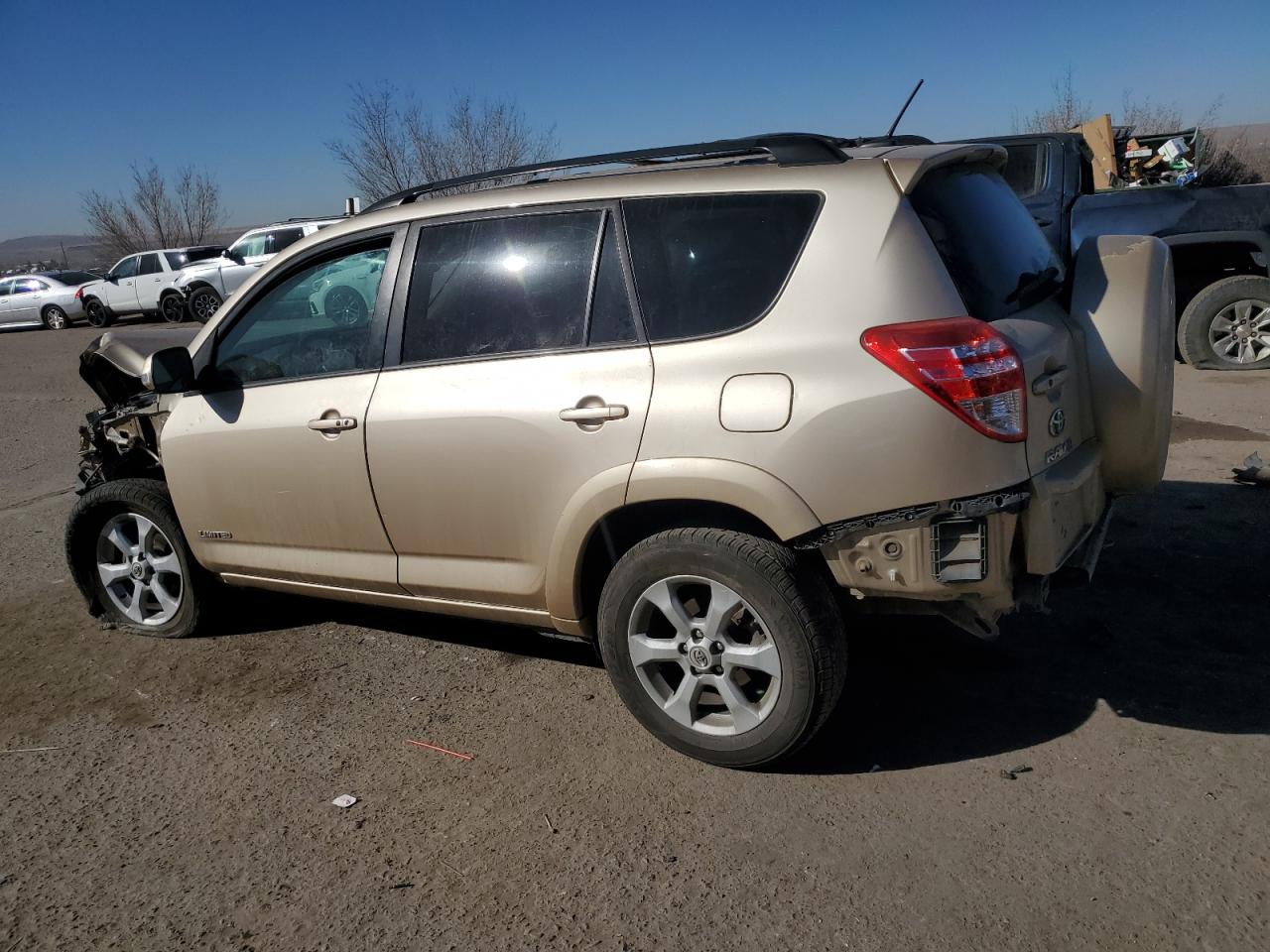 2012 Toyota RAV 4 - Image 2