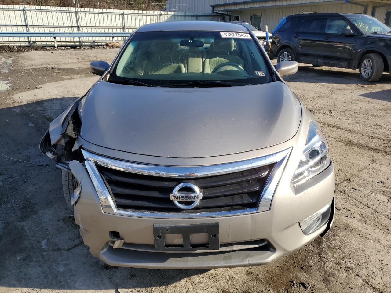 2014 Nissan Altima - Image 5