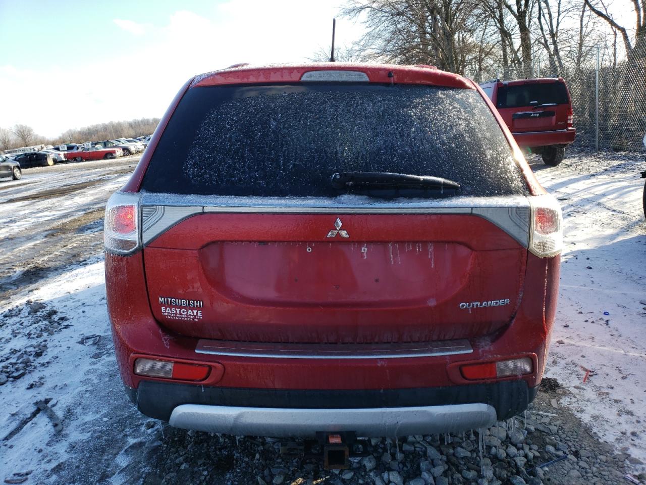 2015 Mitsubishi Outlander - Image 6