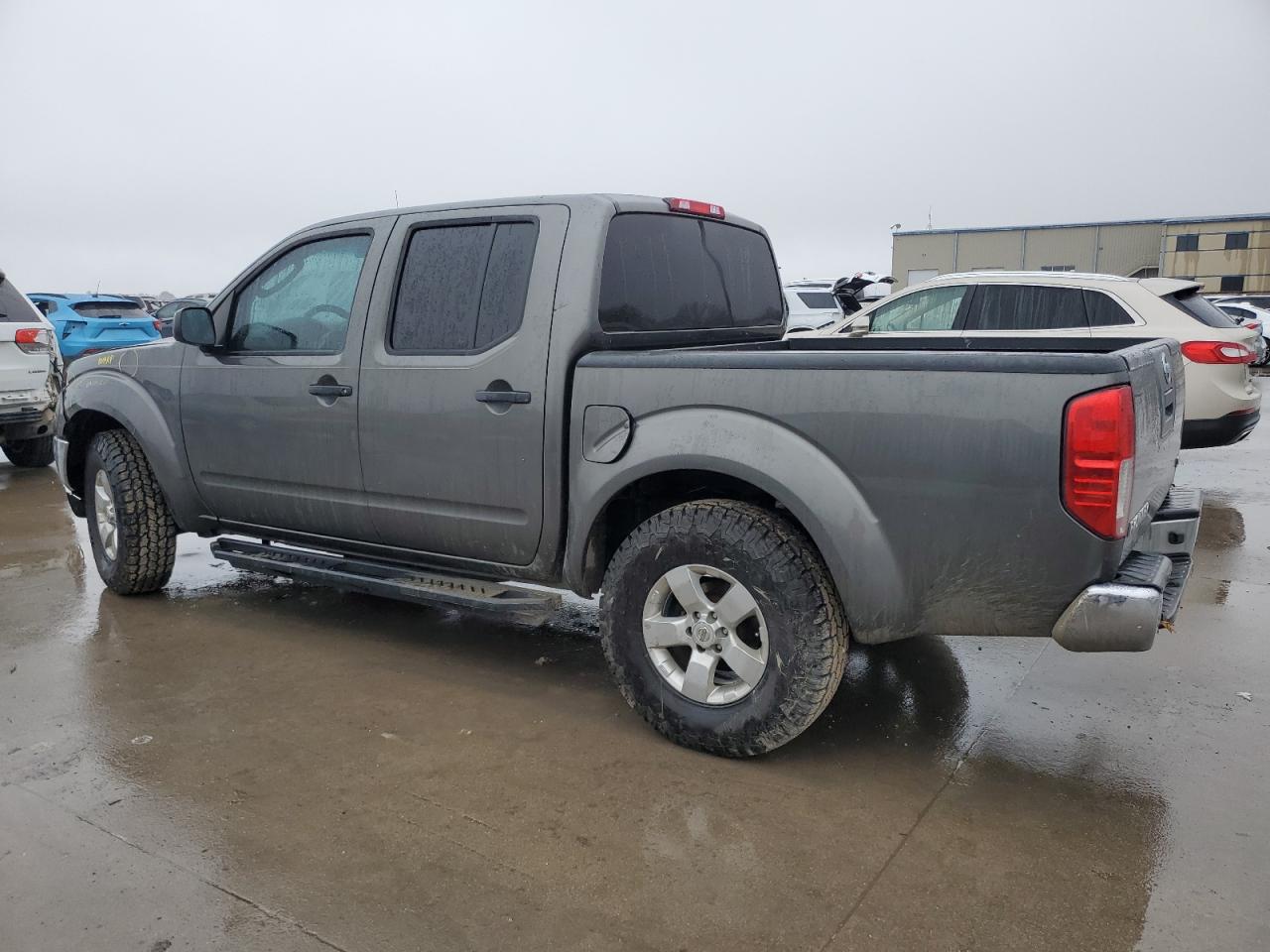 2009 Nissan Navara (Frontier) - Image 2