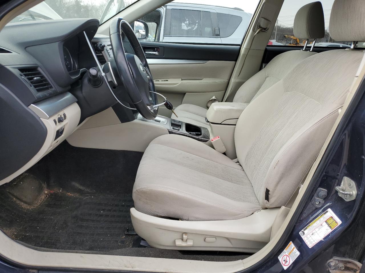 2014 Subaru Outback - Image 7