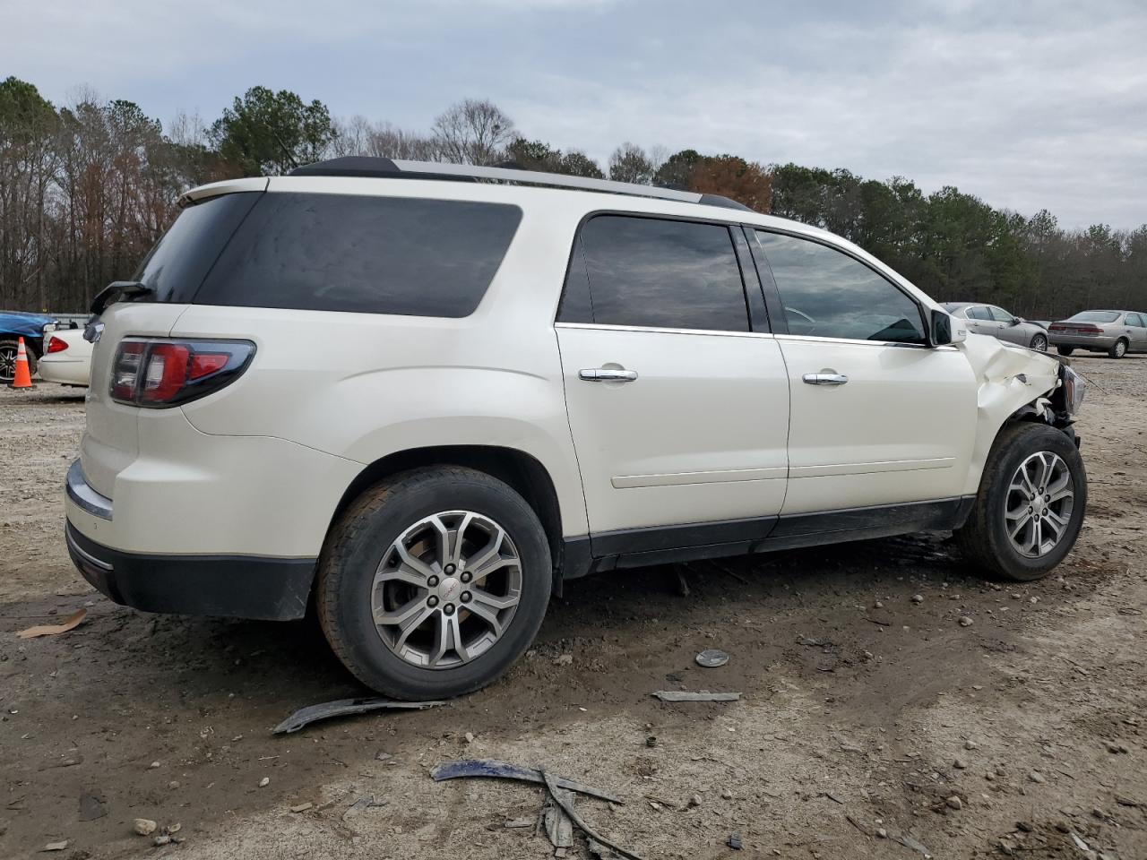 2014 GMC Acadia - Image 3