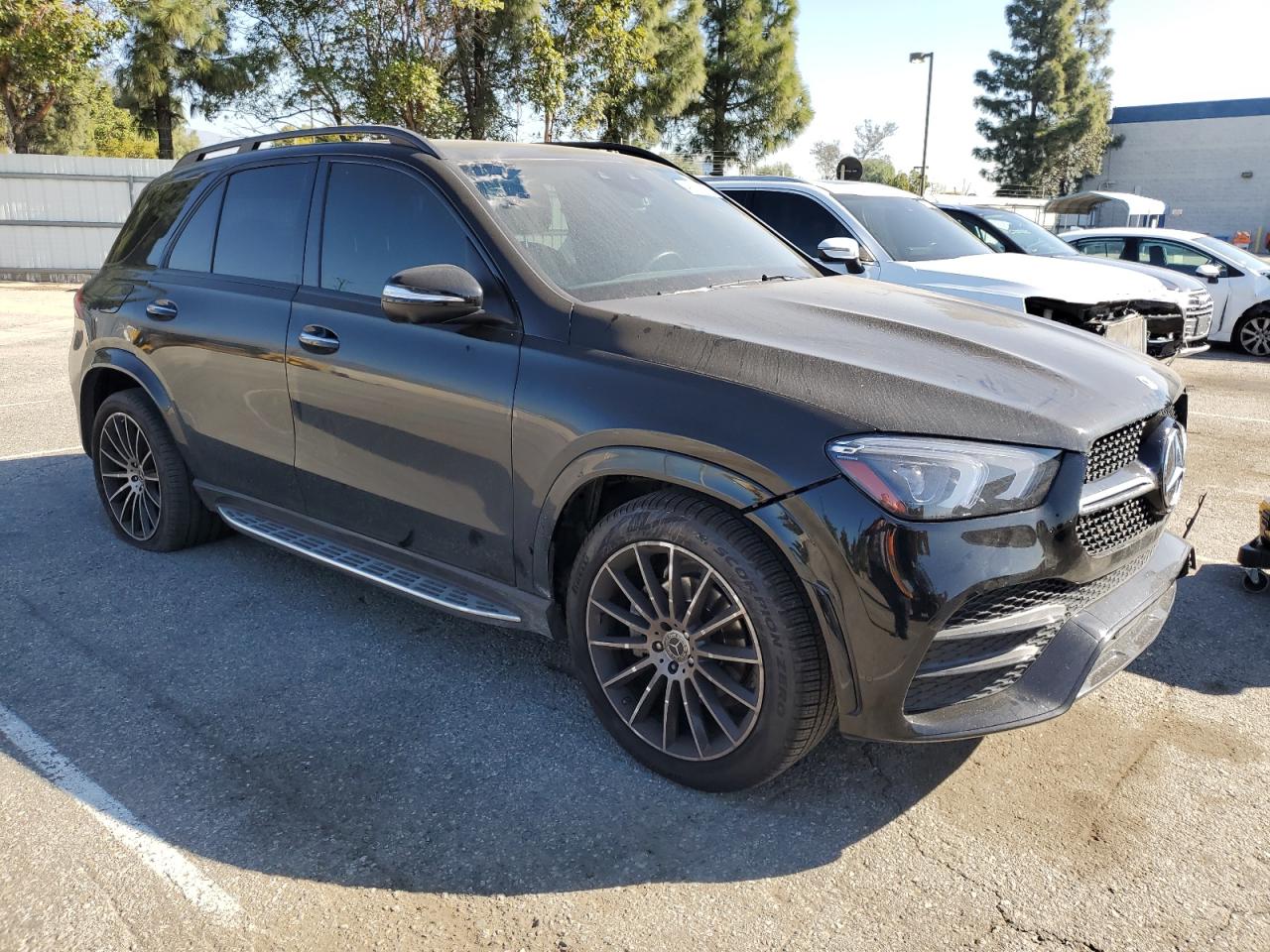 2022 Mercedes-Benz GLE - Image 4