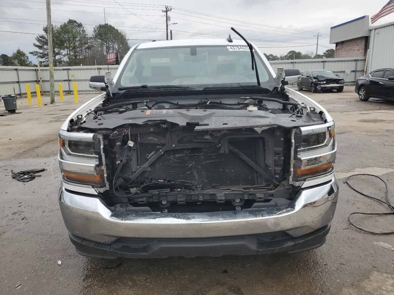 2017 Chevrolet Silverado - Image 5