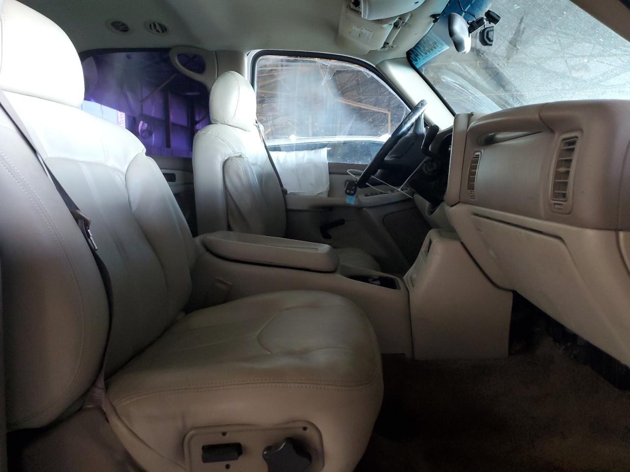 2001 GMC Yukon - Image 7