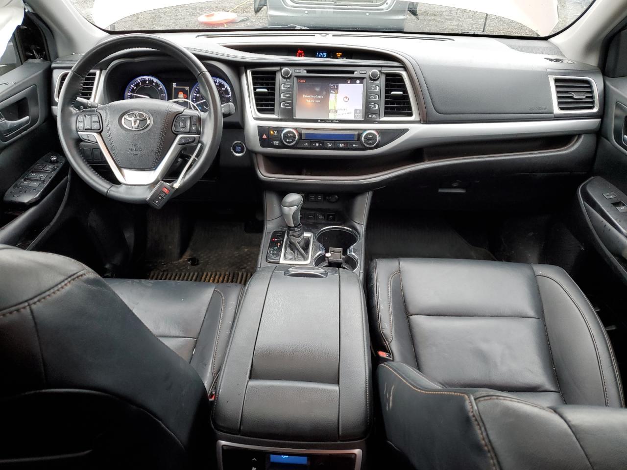 2019 Toyota Highlander - Image 8