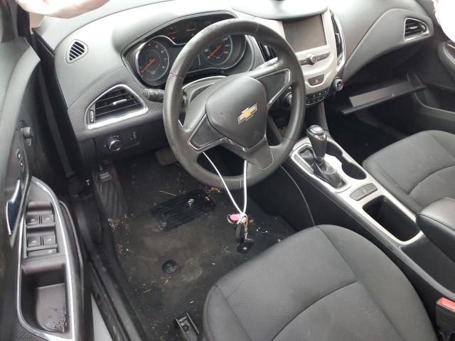  CHEVROLET CRUZE 2018 Srebrny
