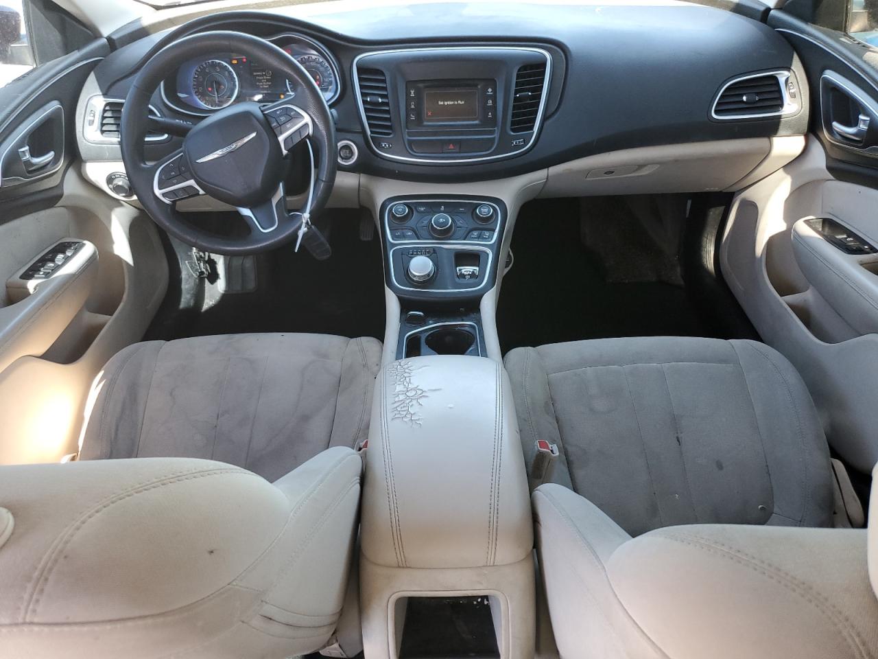 2015 Chrysler 200 - Image 8