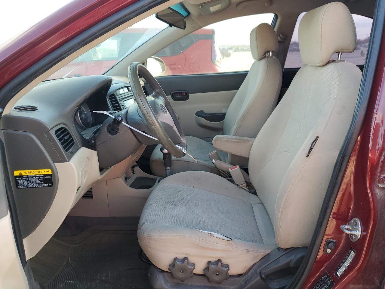 2008 Hyundai Accent - Image 7