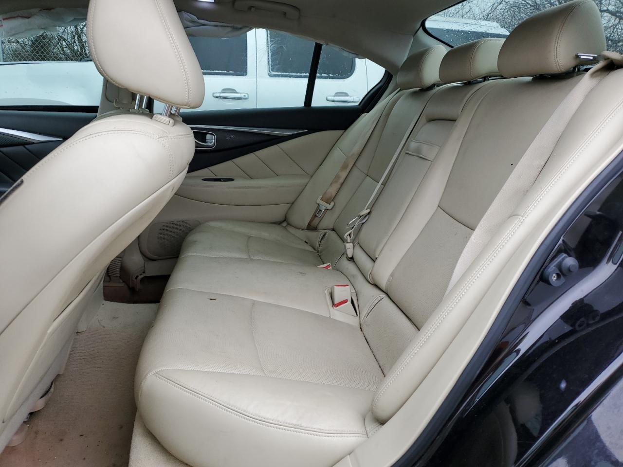 2014 Infiniti Q50 - Image 10