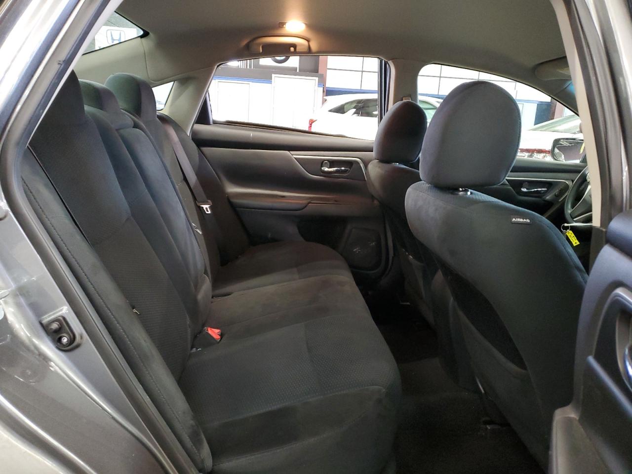 2015 Nissan Altima - Image 10