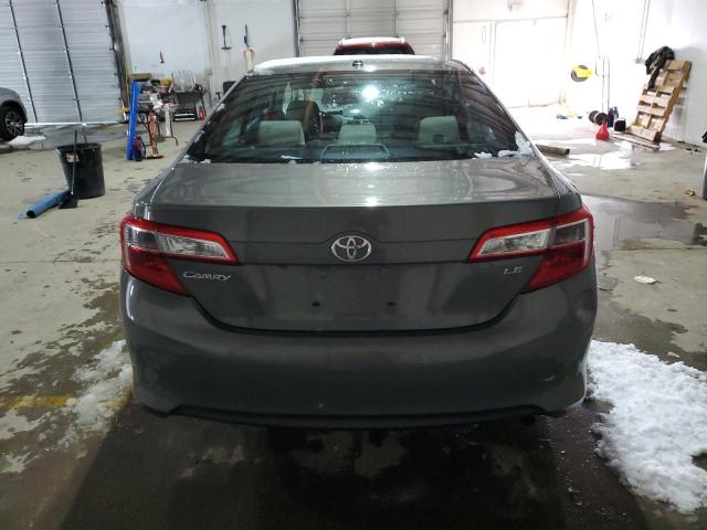 Sedans TOYOTA CAMRY 2014 Zielony
