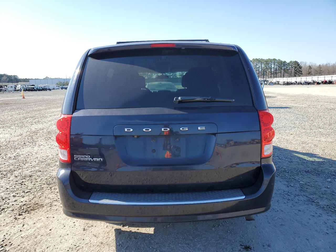 2011 Dodge Caravan - Image 6