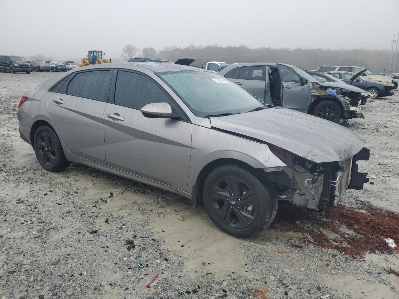 2023 Hyundai Elantra - Image 4