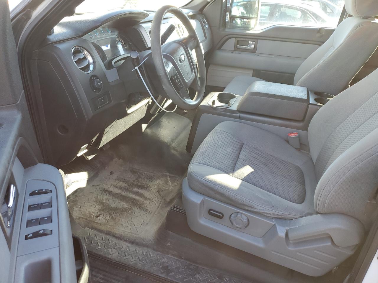2014 Ford F-150 - Image 8