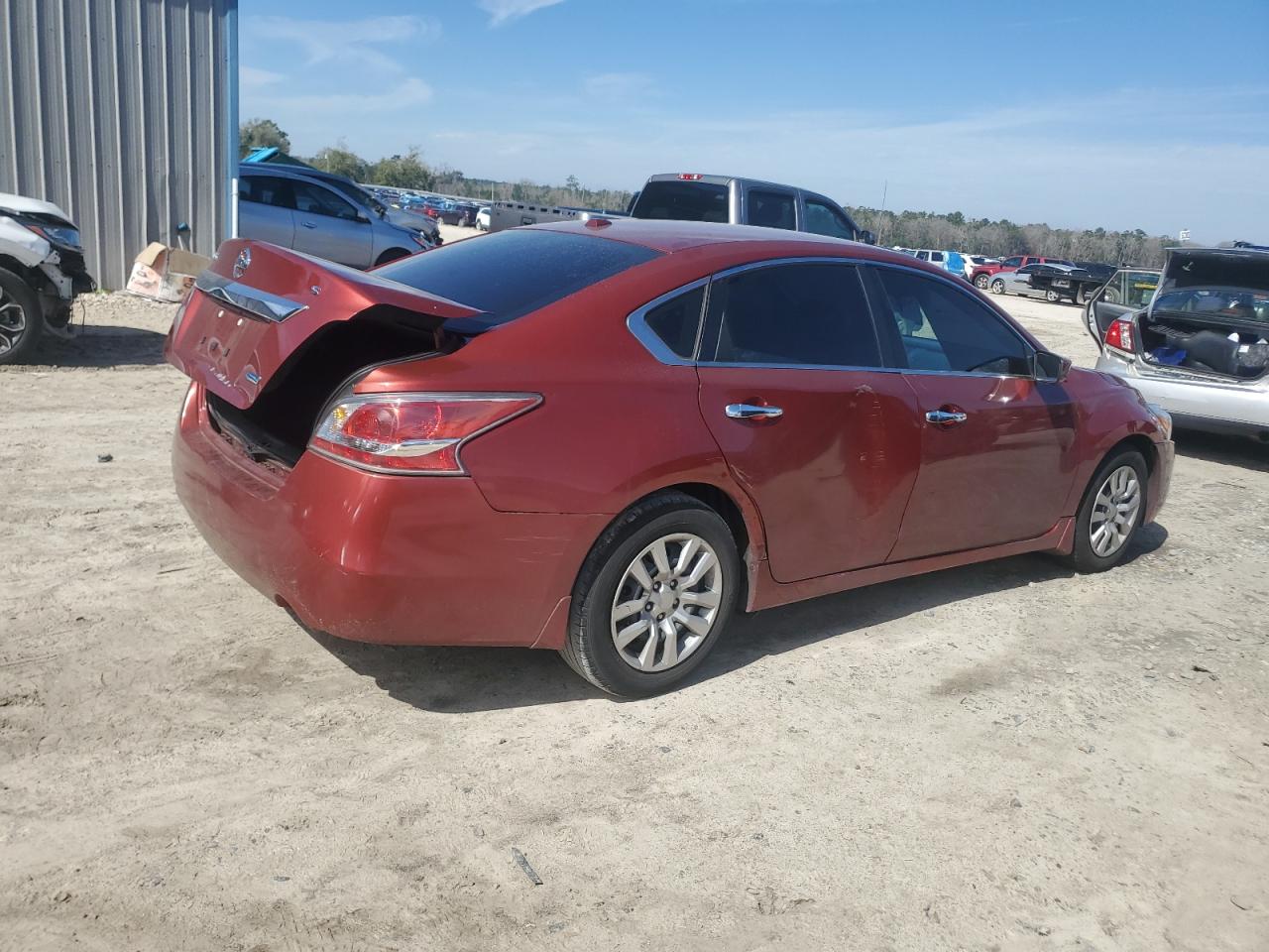 2014 Nissan Altima - Image 3