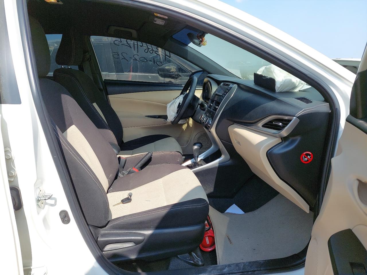 MR2K19F38K1046970 - 2019 TOYOTA YARIS - #43669125