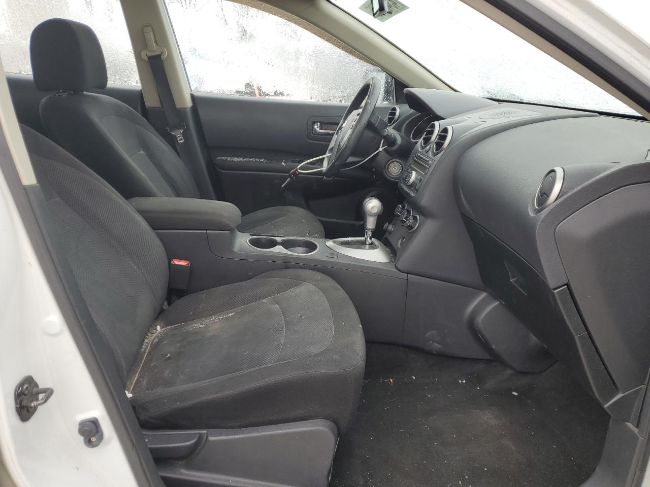 2012 Nissan Rogue - Image 7