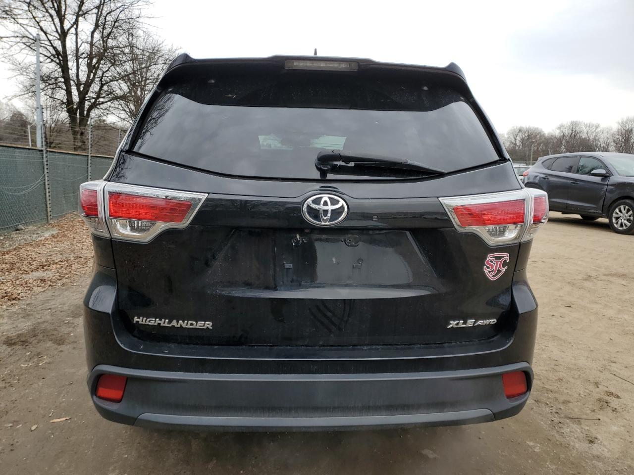 2016 Toyota Highlander - Image 6