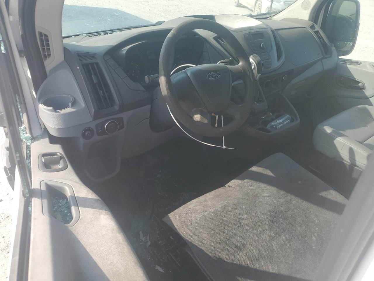 2015 Ford Transit - Image 8