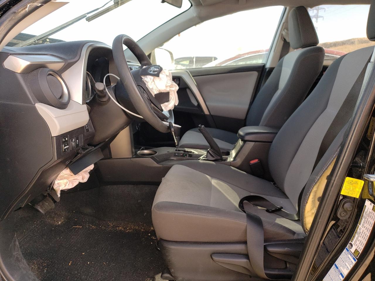 2015 Toyota RAV 4 - Image 7