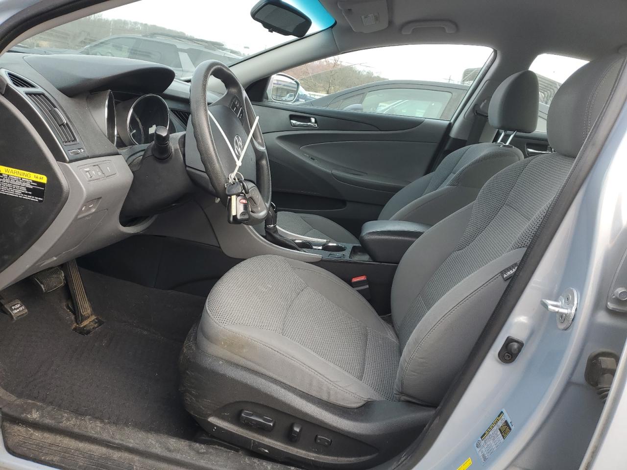2013 Hyundai Sonata - Image 7