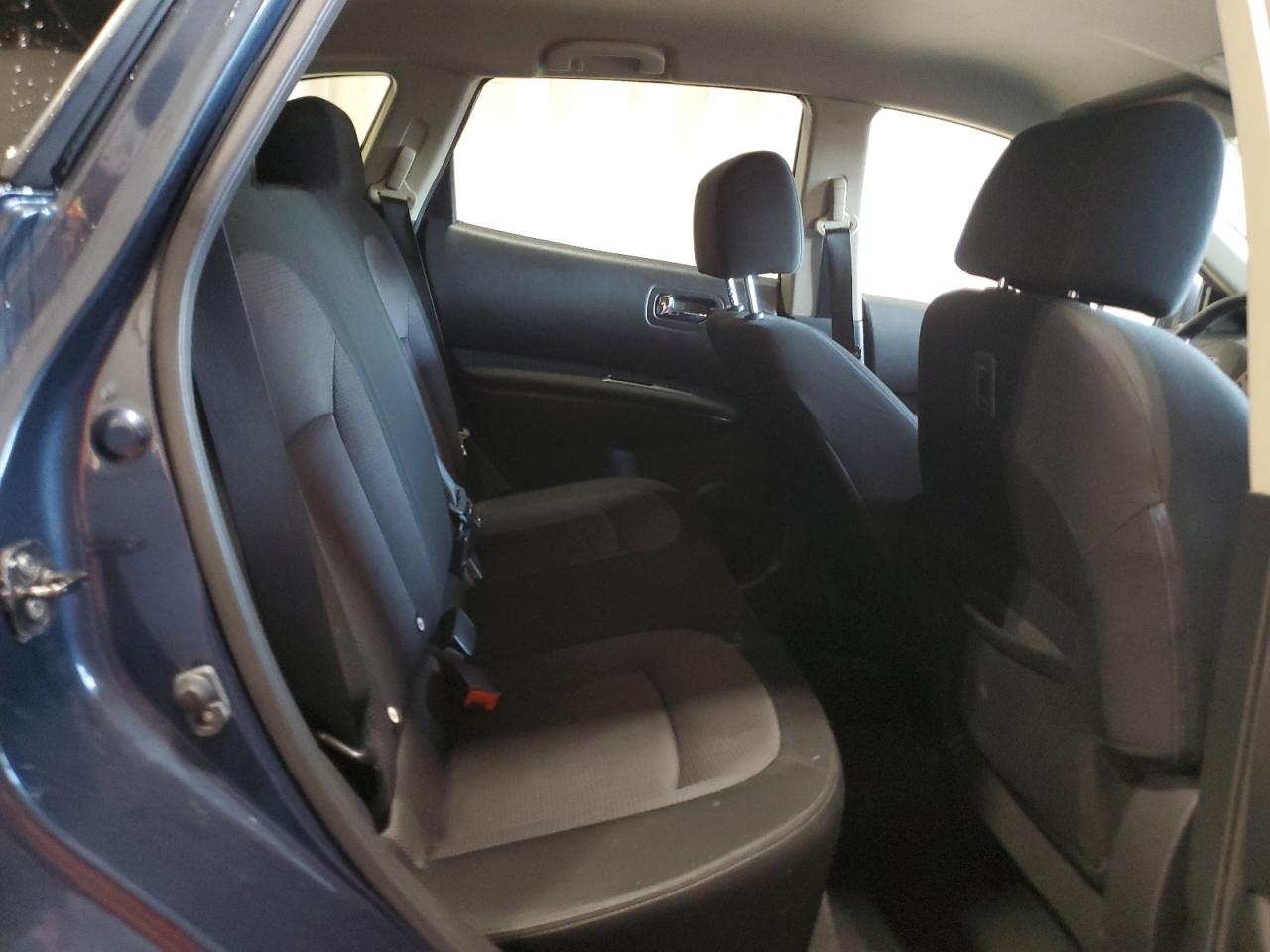 2013 Nissan Rogue - Image 11