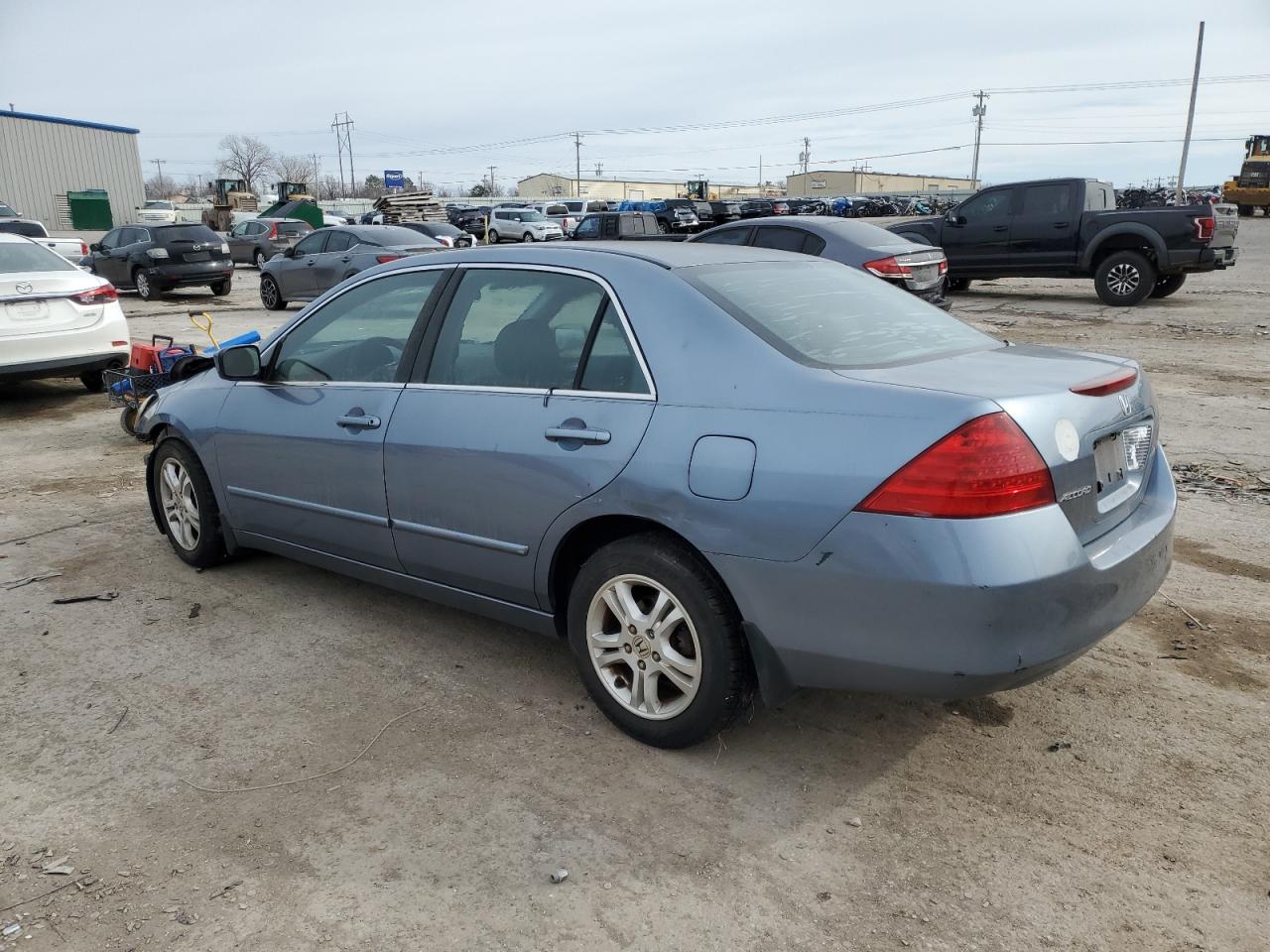 2007 Honda Accord - Image 2