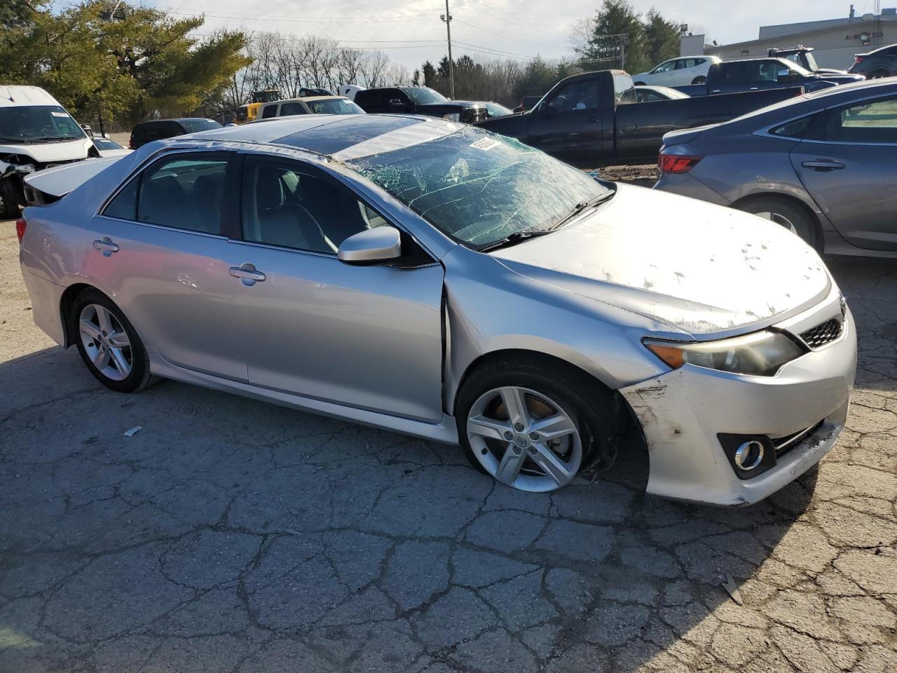 2013 Toyota Camry - Image 4