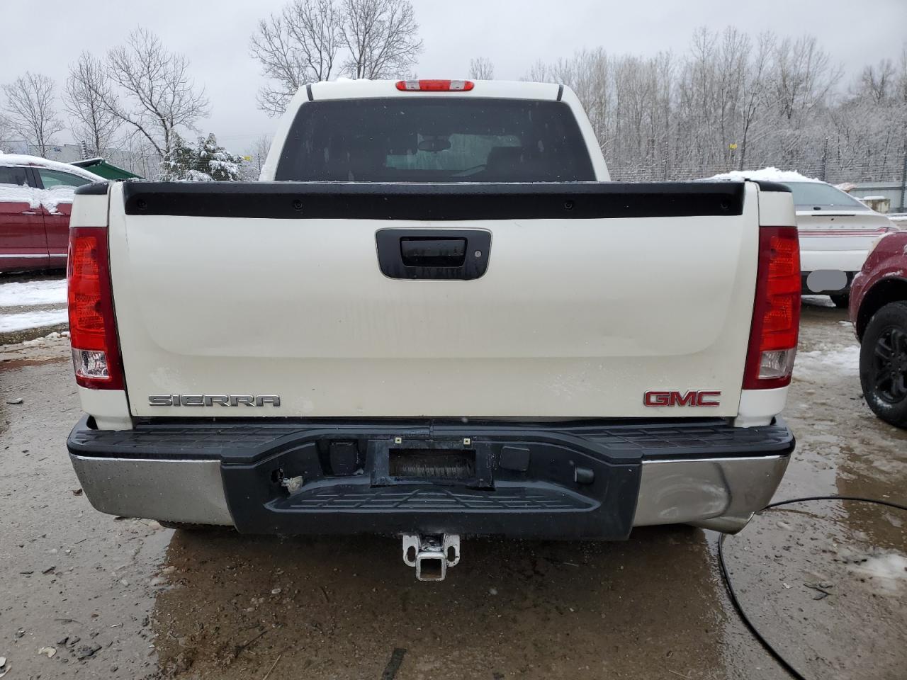 2012 GMC Sierra - Image 6