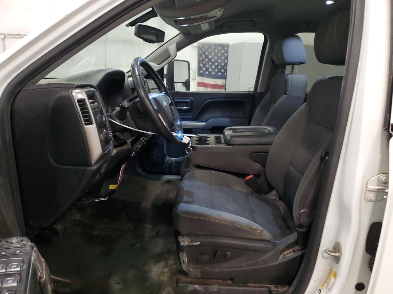 2014 Chevrolet Silverado - Image 7