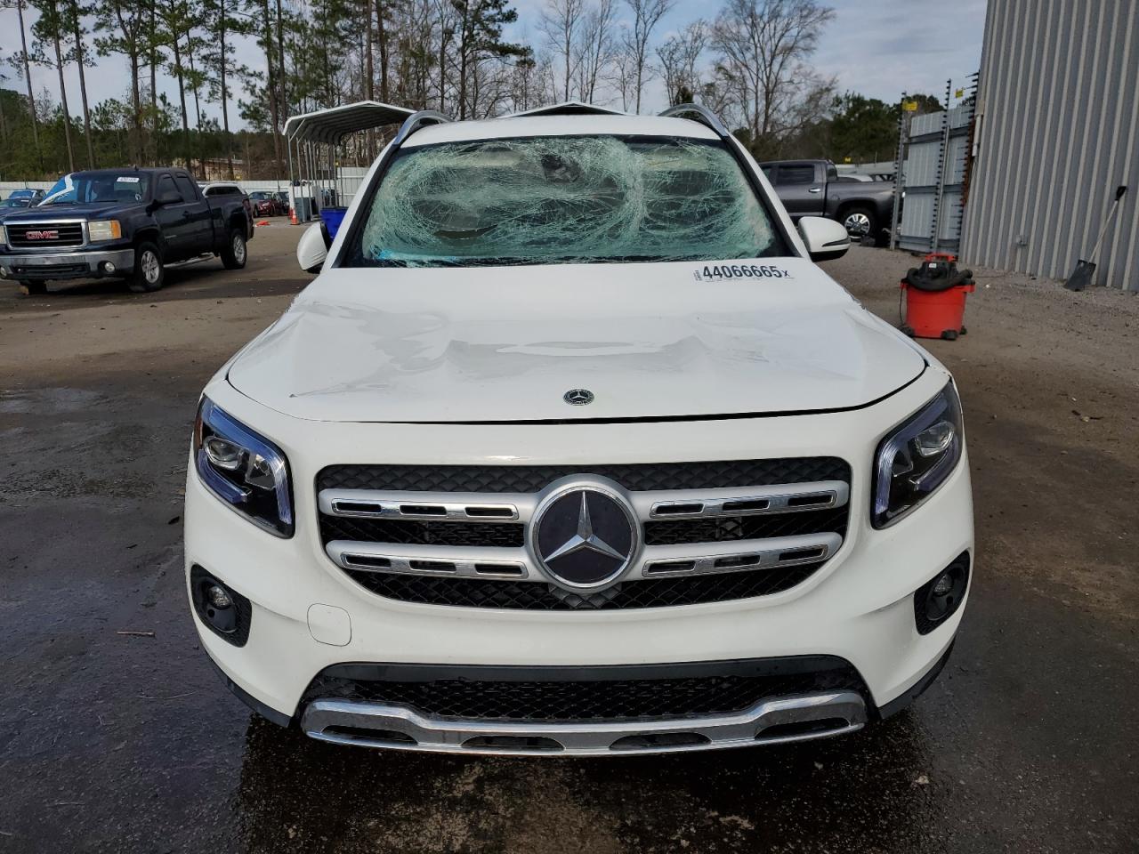 2022 Mercedes-Benz GLB - Image 5