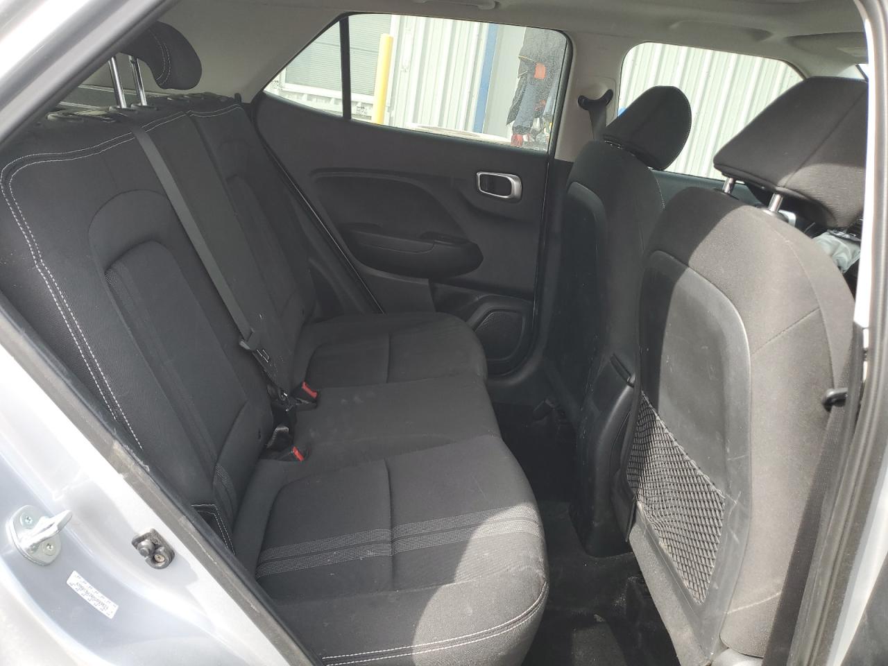 2021 Hyundai Venue - Image 12
