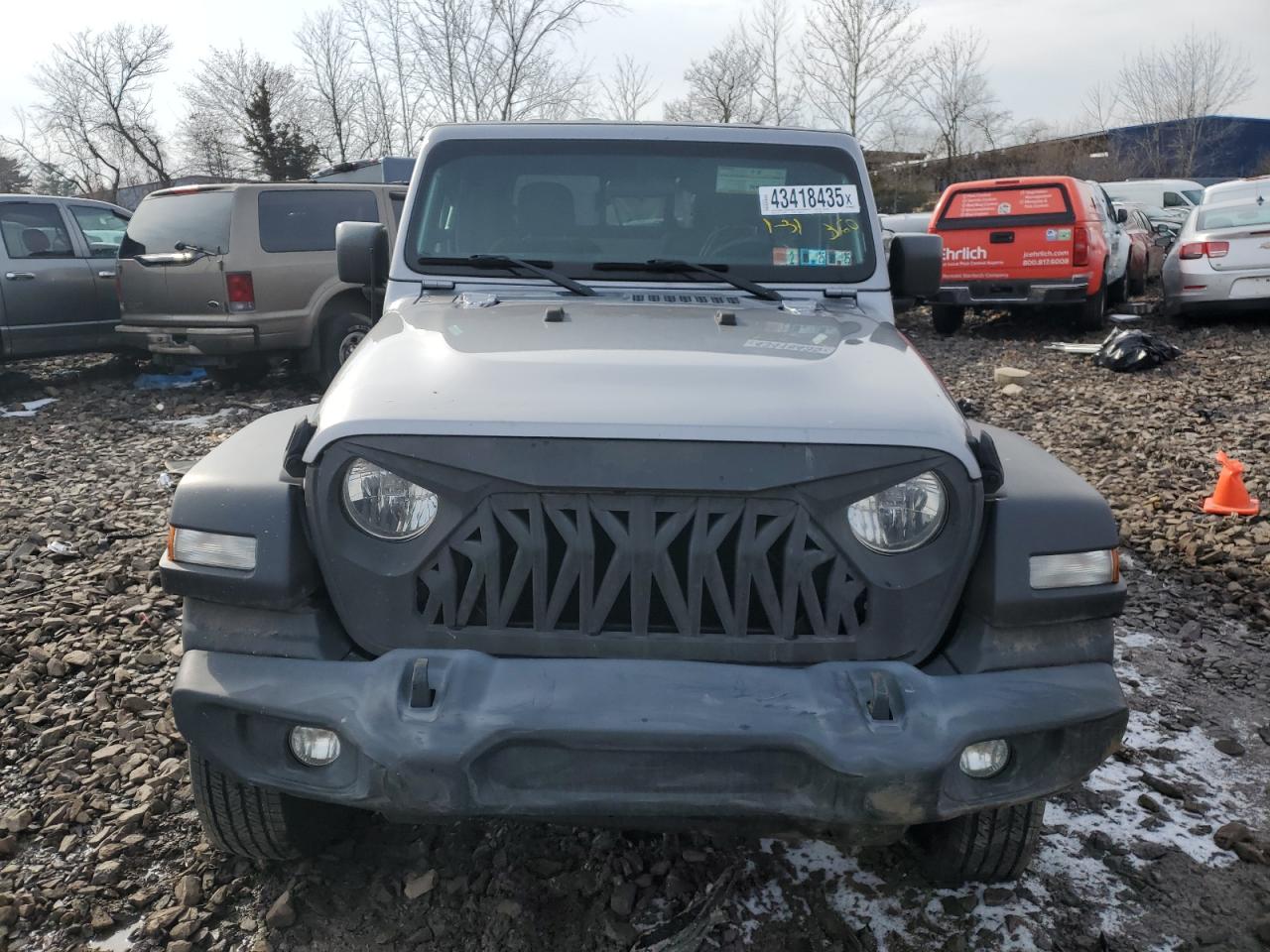 2020 Jeep Gladiator - Image 5