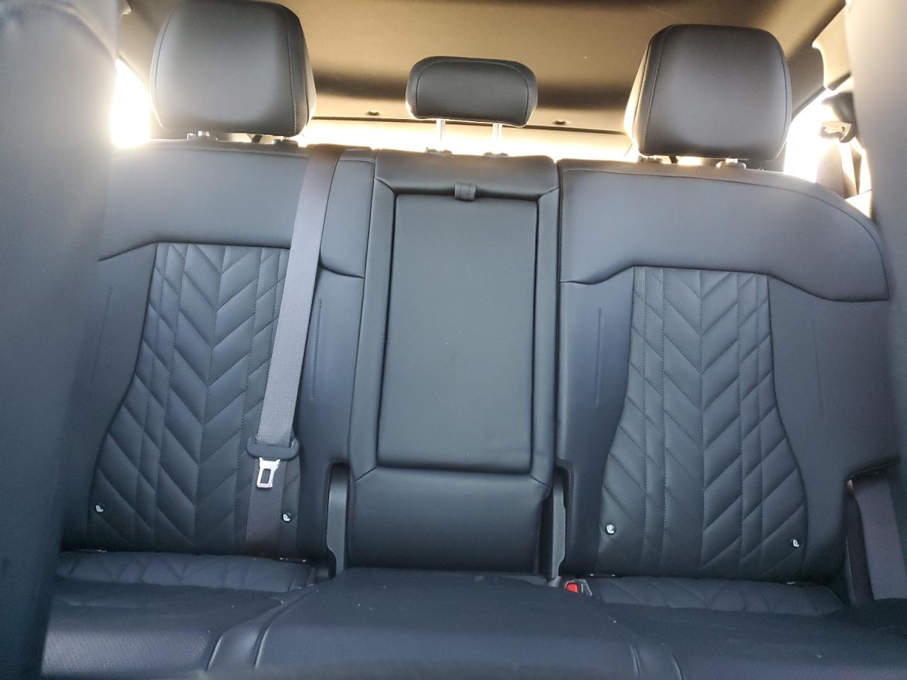 2023 Kia Sportage - Image 10